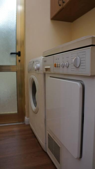 Alle'S M Shyri Studio Apartment Tiranë Ngoại thất bức ảnh