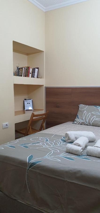 Alle'S M Shyri Studio Apartment Tiranë Ngoại thất bức ảnh